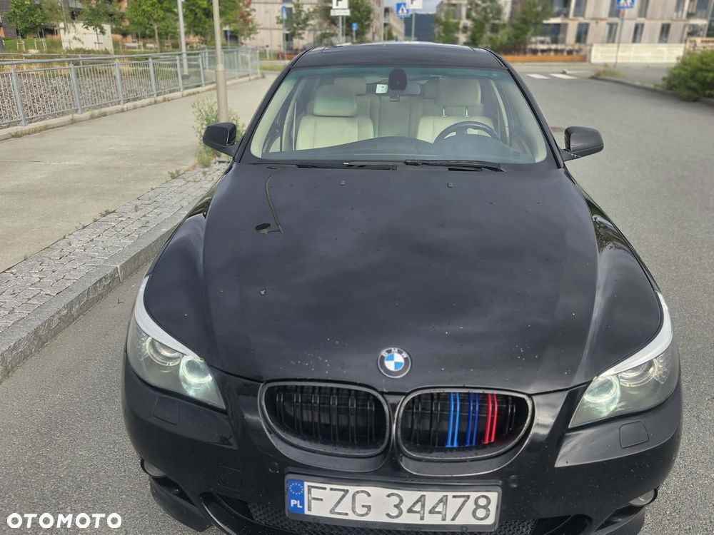 BMW Seria 5 525d - 16