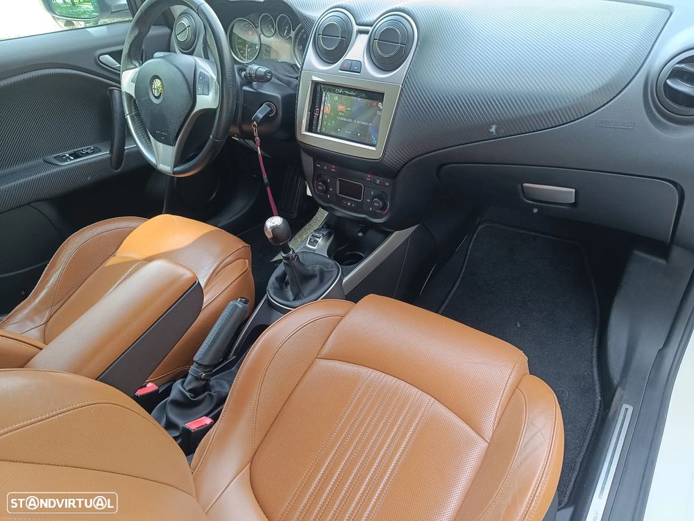 Alfa Romeo MiTo 1.3 JTD Distinctive - 12