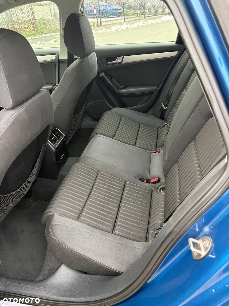 Audi A4 Avant 2.0 TDI DPF - 12