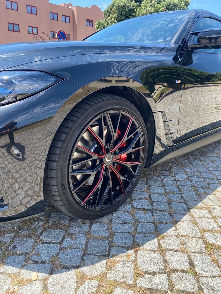 BMW M440 i xDrive Pack 50 anos M - 18