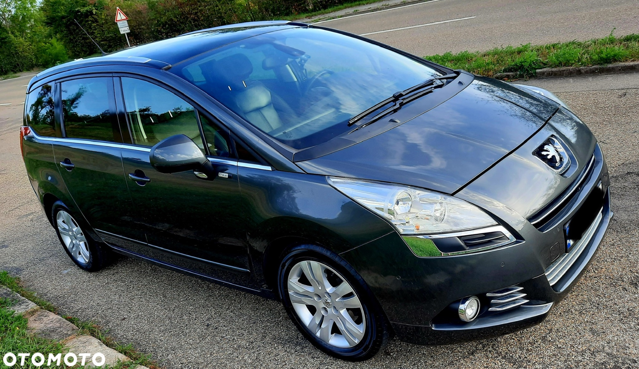 Peugeot 5008 2.0 HDi Premium + - 5