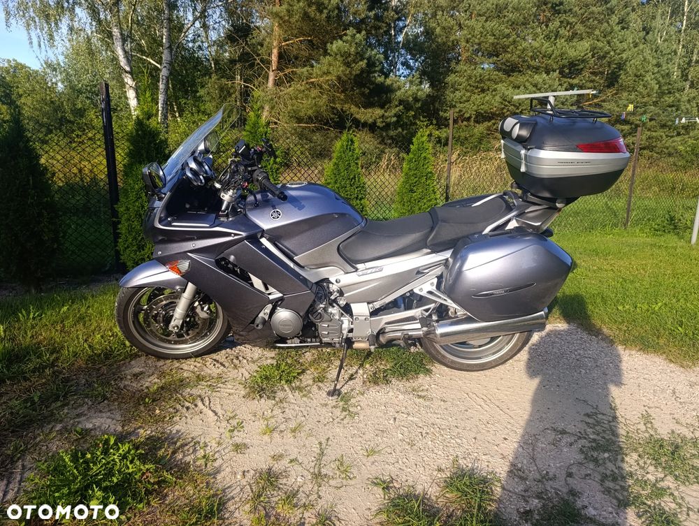 Yamaha FJR - 6