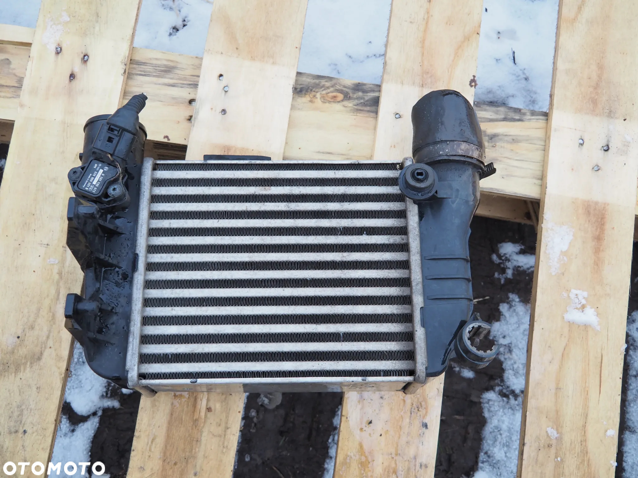 Chłodnica powietrza intercooler Audi A4 B6 1.8T 8E0145805N - 3