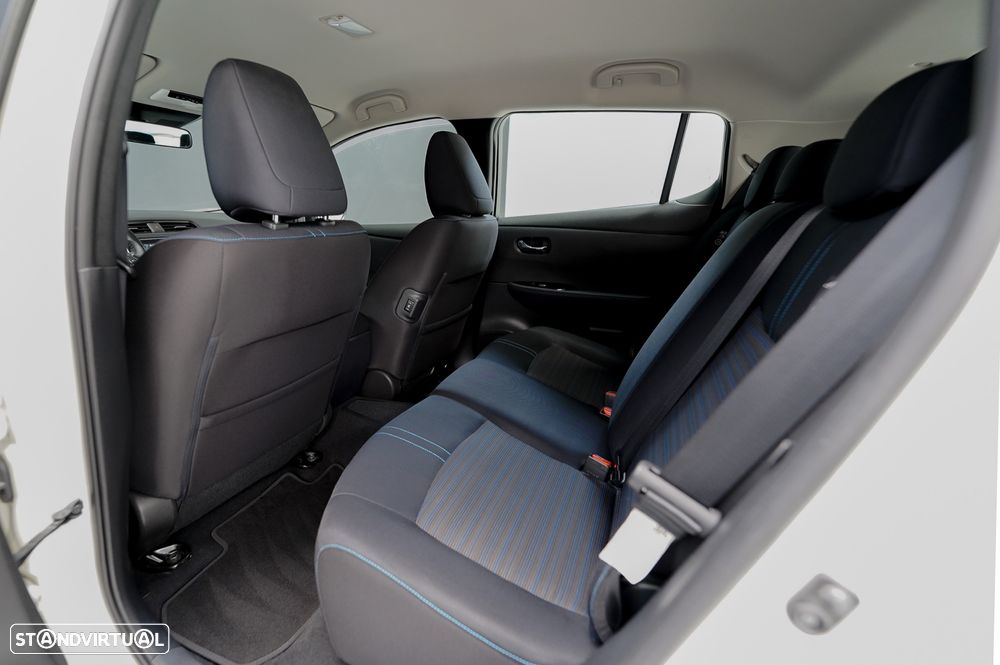 Nissan Leaf N-Connecta - 18