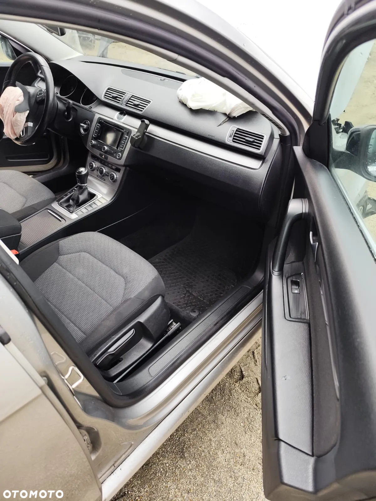 Volkswagen Passat - 21