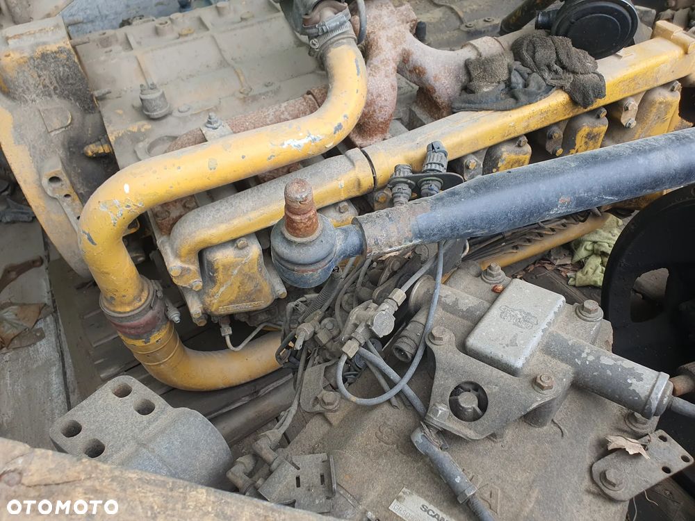 Siłownik liebherr 551 - 3