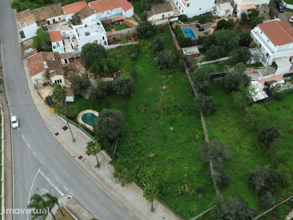 Terreno Urbanizável de 1.200 m² com Vista Panorâmica para a Serra - Grande imagem: 5/20