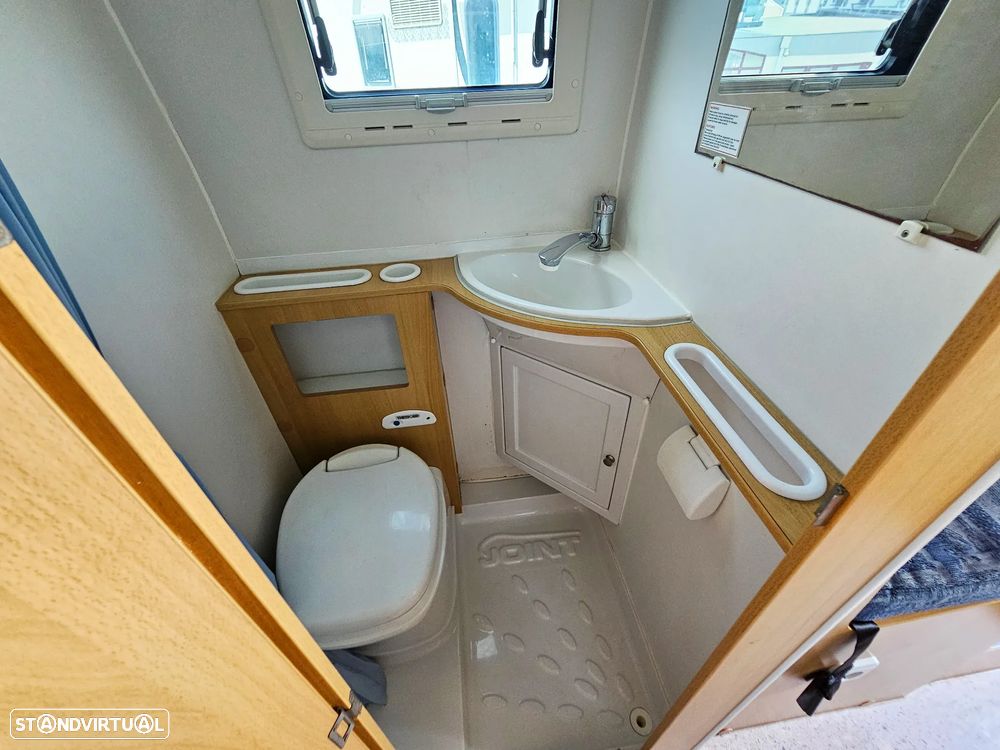 Joint Van Aventura - 18