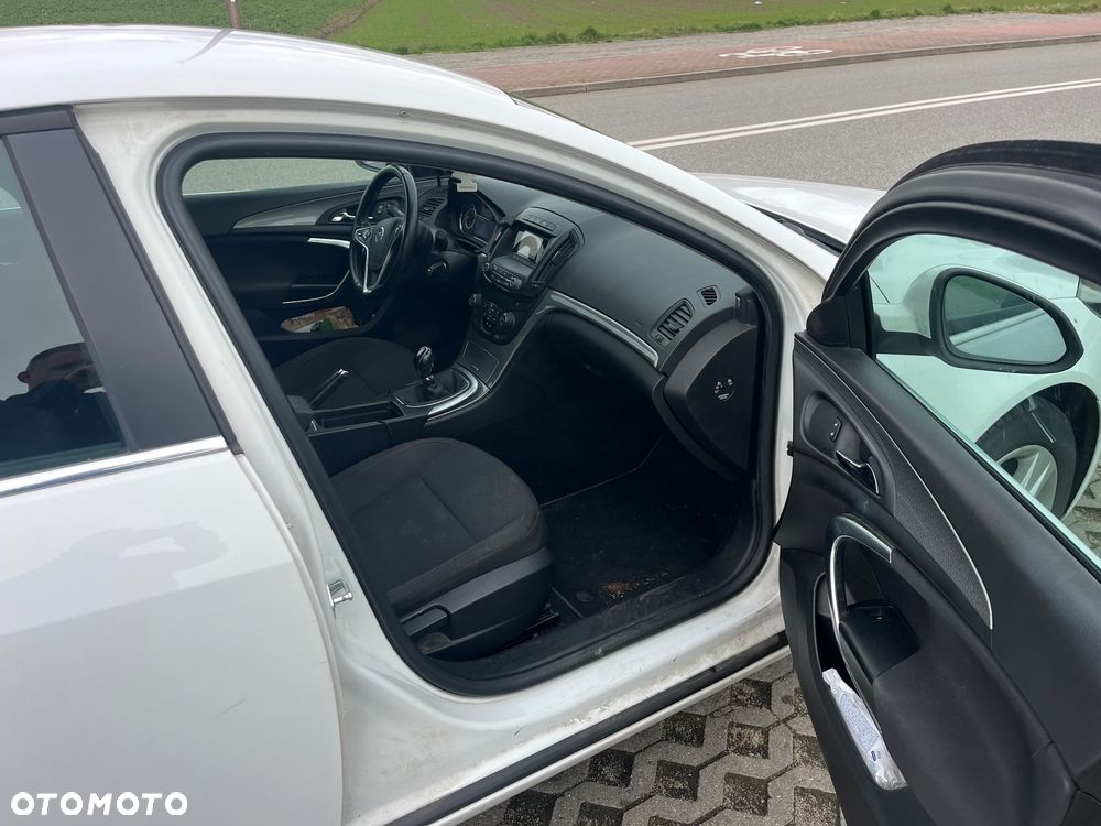 Opel Insignia - 10