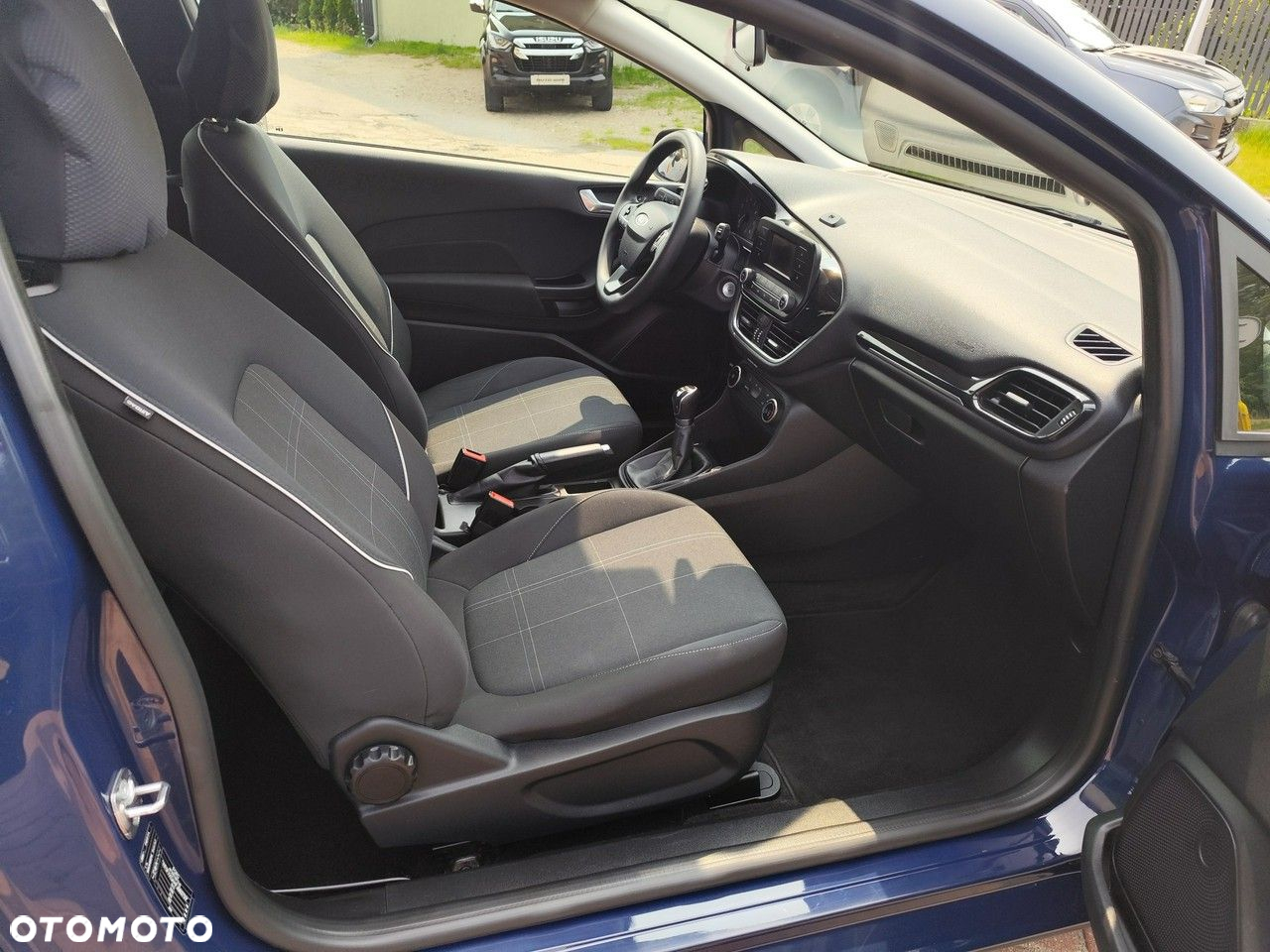 Ford Fiesta - 12