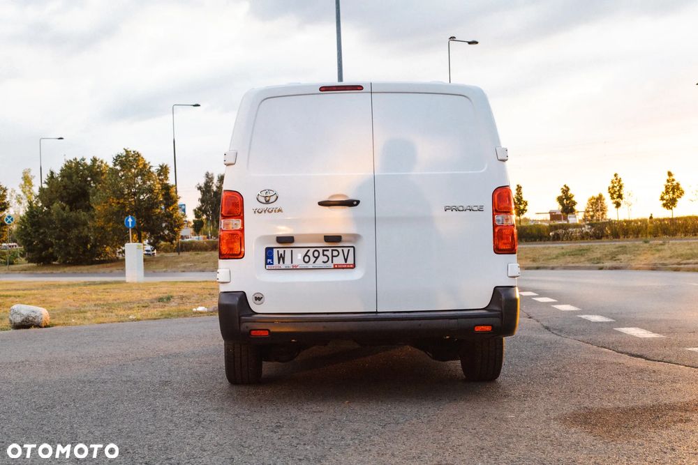 Toyota ProAce 2.0 D-4D Long 3,1t Active (bryg.) - 8