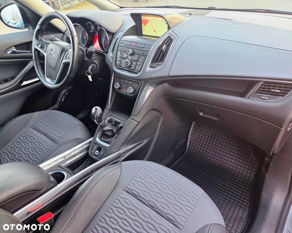 Opel Zafira Tourer 2.0 CDTI Innovation - 32