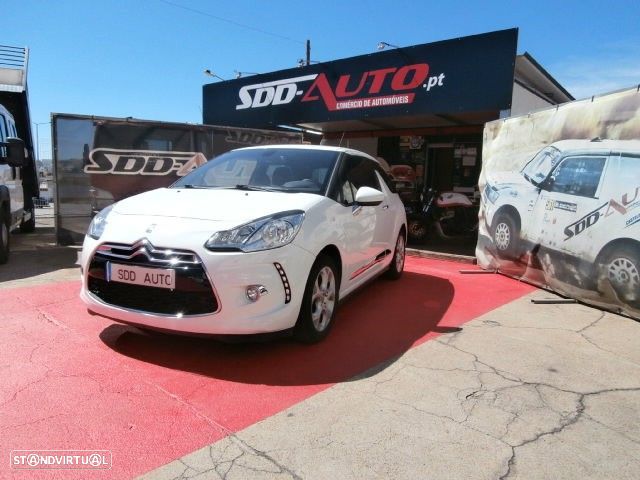 Citroën DS3 1.6 e-HDi So Chic 95g - 4