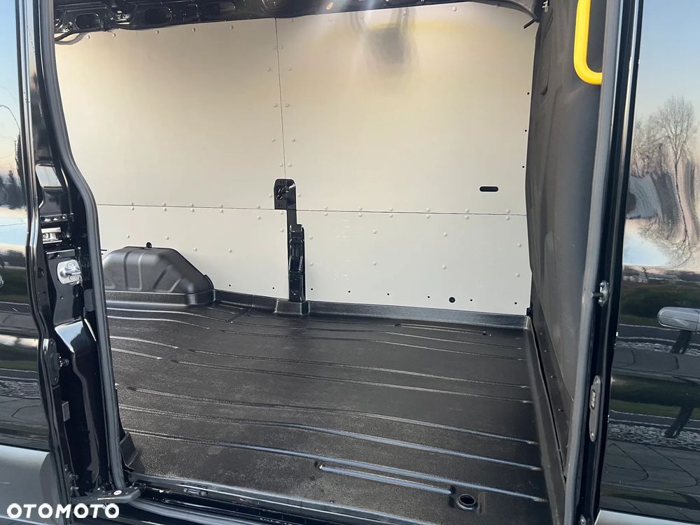 Ford Transit - 28
