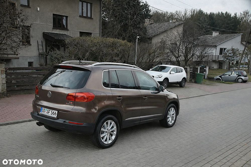 Volkswagen Tiguan 2.0 TSI 4Mot Sport&Style DSG - 9