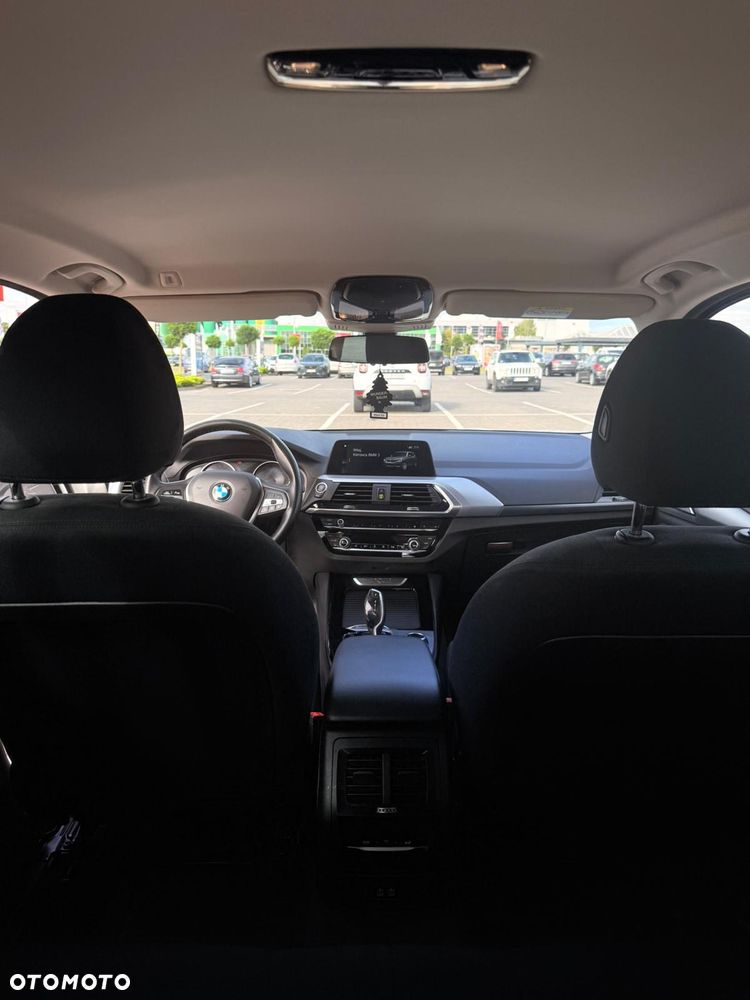 BMW X3 xDrive20i - 13
