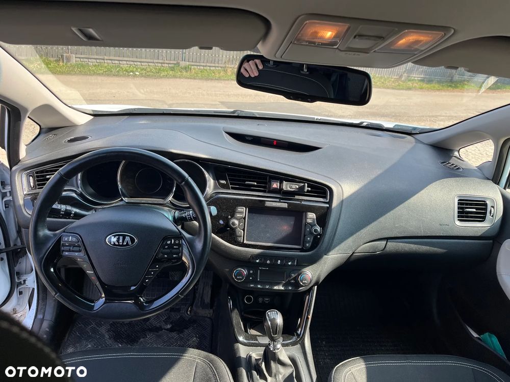 Kia Ceed 1.6 GDI M - 12
