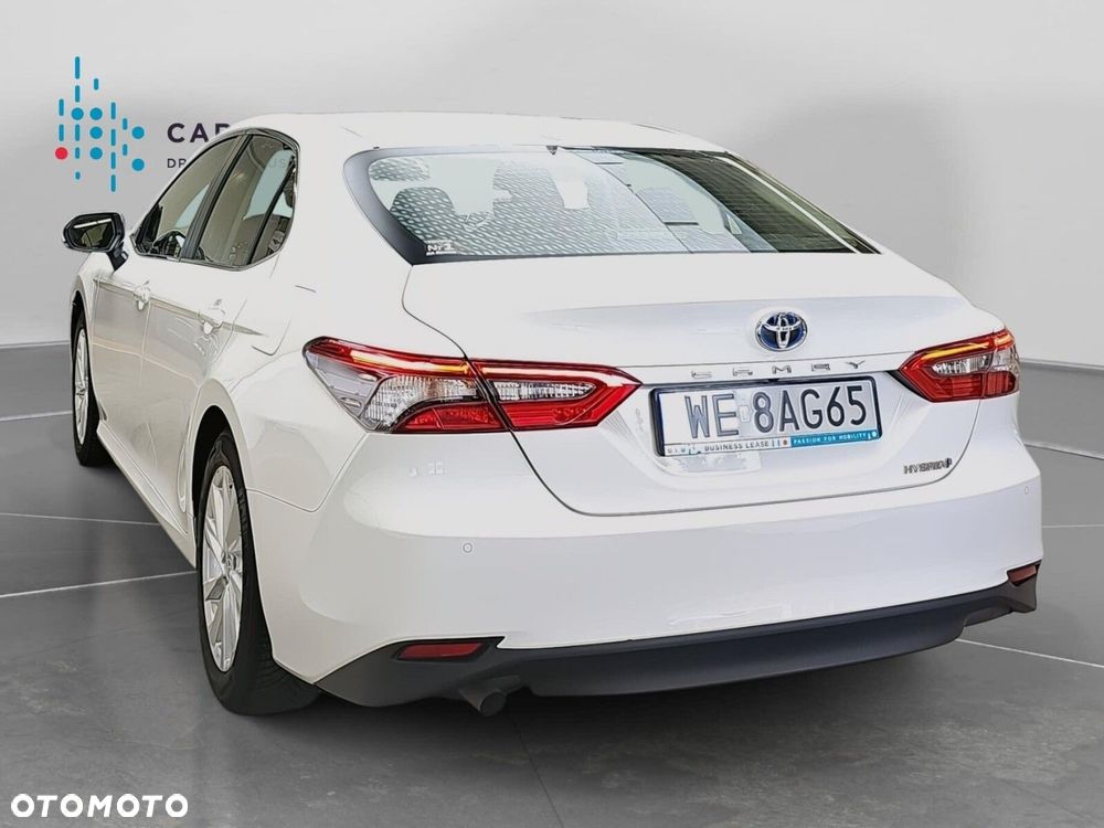 Toyota Camry 2.5 Hybrid Comfort CVT - 6