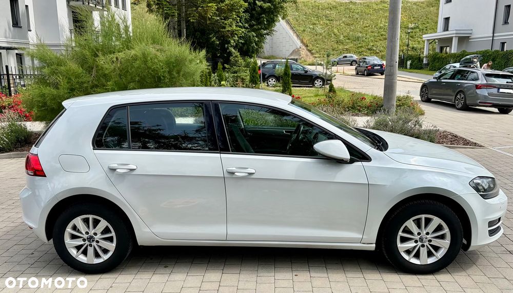 Volkswagen Golf 1.2 TSI Comfortline DSG - 4