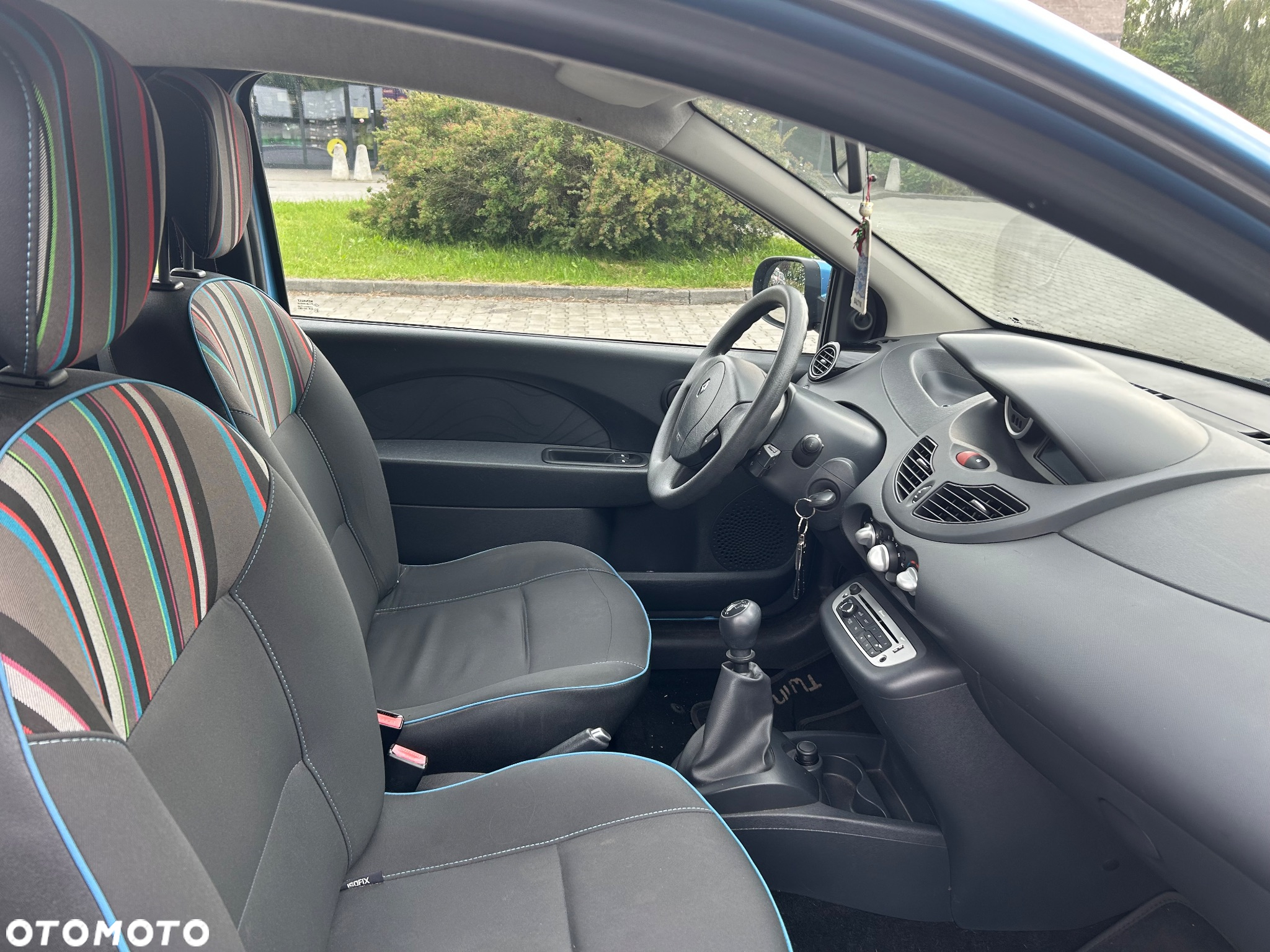 Renault Twingo 1.2 LEV 16V 75 Liberty - 9