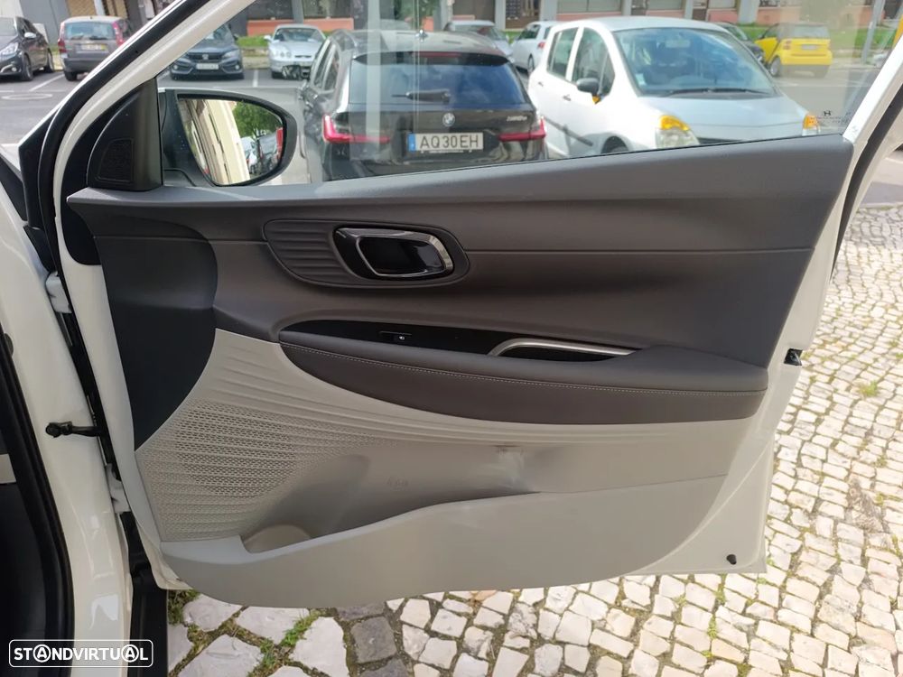 Hyundai Bayon 1.0 T-GDI 48V-Hybrid DCT Prime - 28