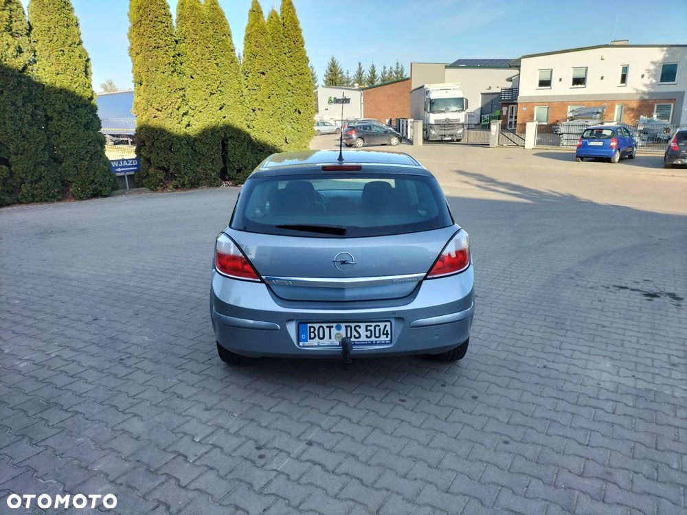 Opel Astra 1.6 Catch me - 11