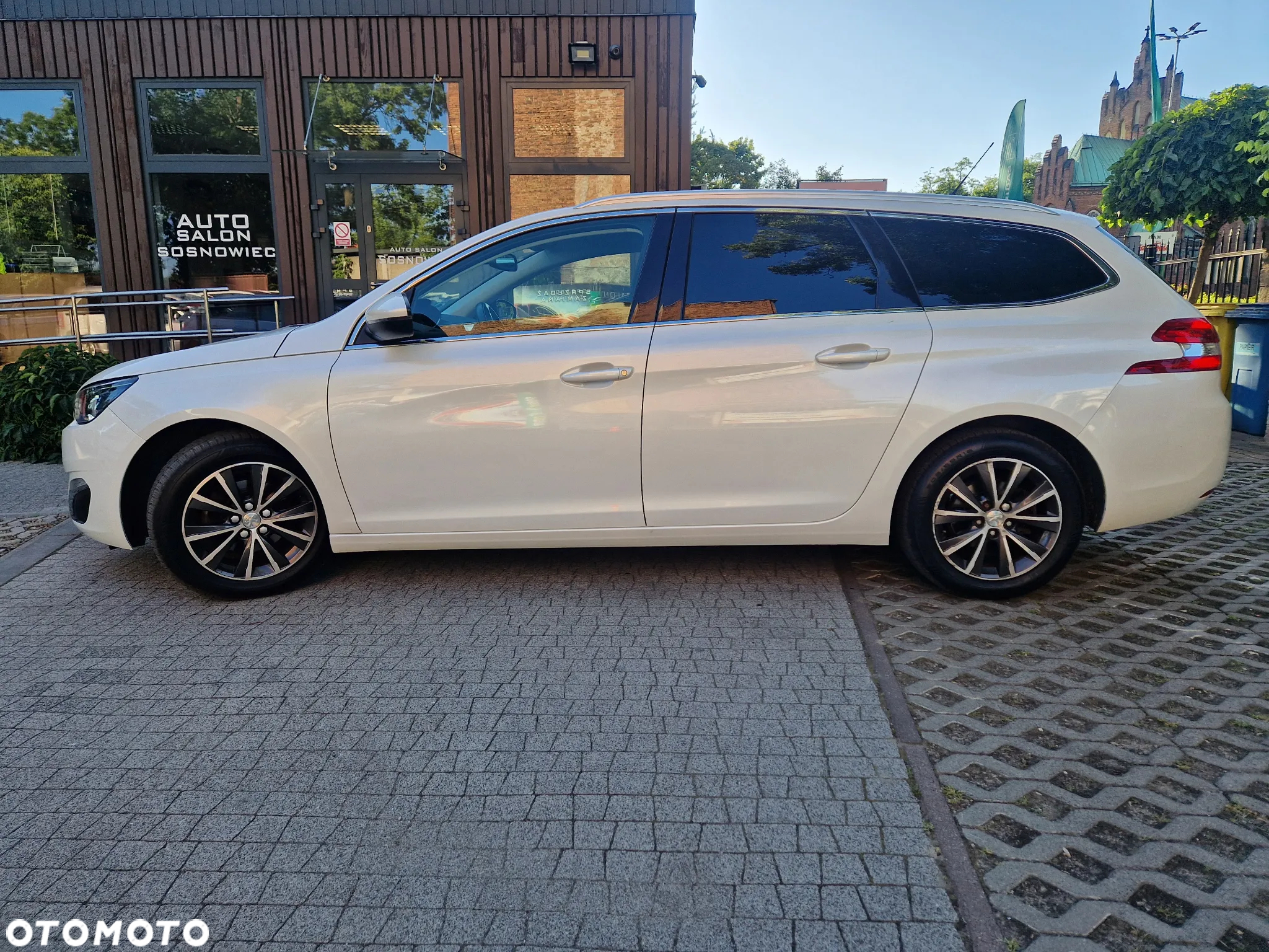 Peugeot 308 SW BlueHDi 120 Stop & Start Allure - 22