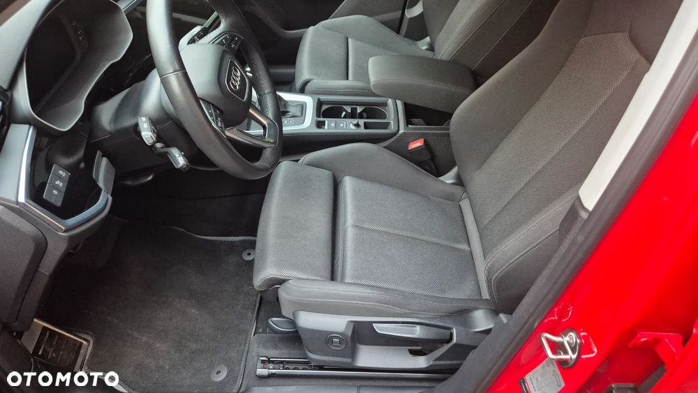 Audi Q3 35 TFSI mHEV S-Line S tronic - 19