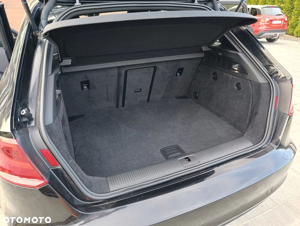 Audi A3 Sportback 2.0 TDI S line Sportpaket - 37
