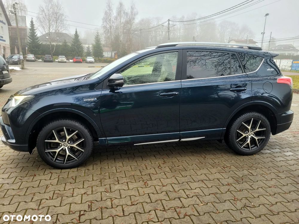Toyota RAV4 Hybrid Selection 4x4 - 15