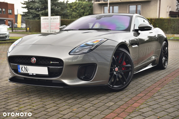 Jaguar F-Type Coupe P300 R-Dynamic