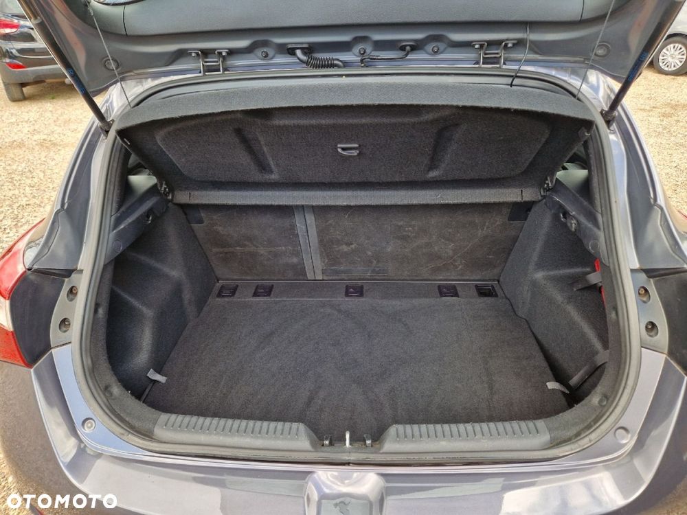 Hyundai i30 blue 1.4 Passion - 17
