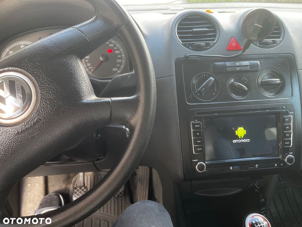 Volkswagen Caddy - 8