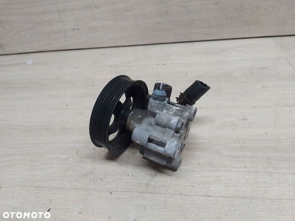 LEXUS RX II 350 3,5 v6 pompa wspomagania - 3
