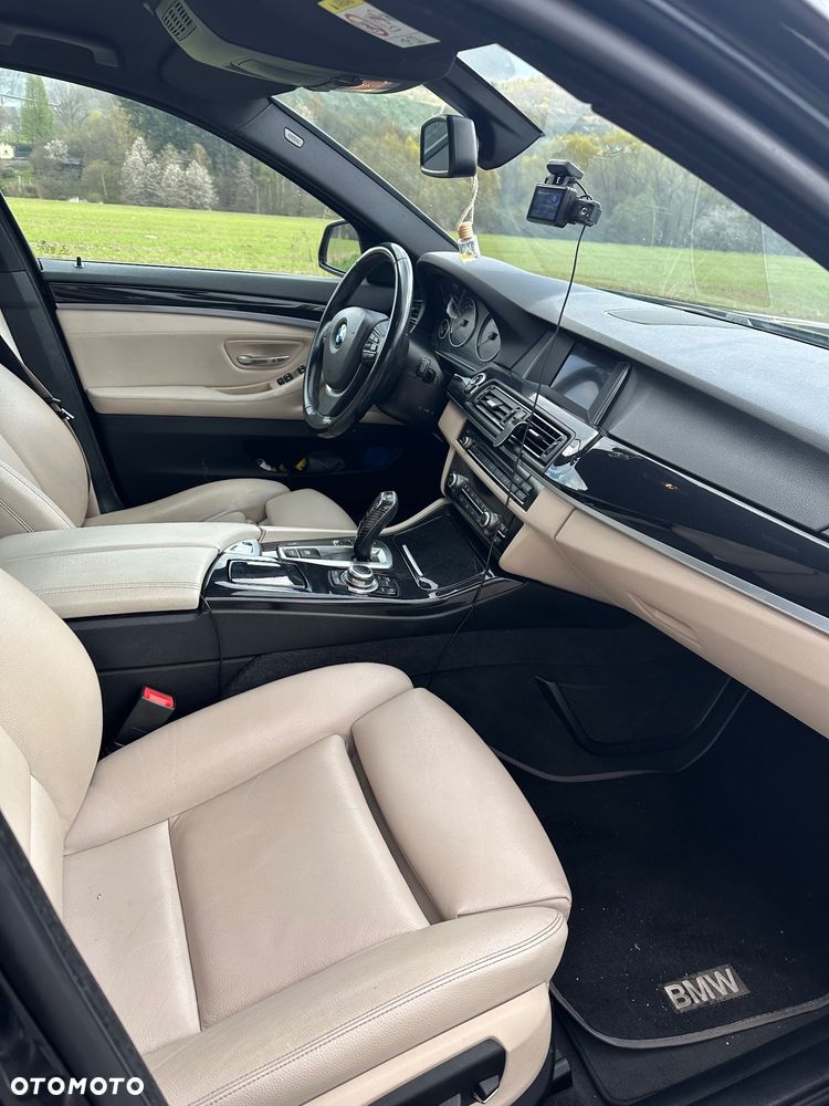 BMW Seria 5 520d Luxury Line - 7