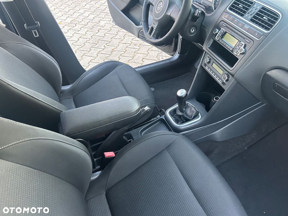 Volkswagen Polo - 15