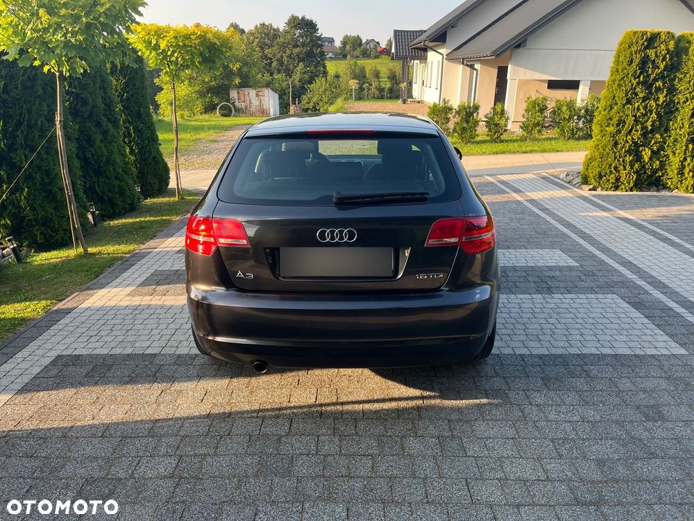 Audi A3 Sportback - 6