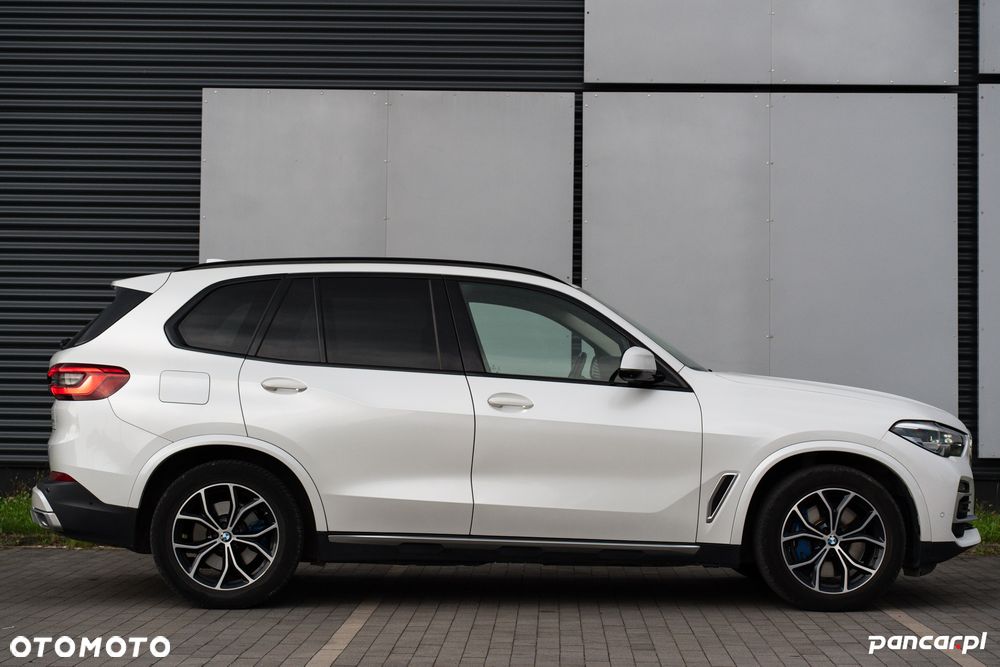 BMW X5 xDrive45e - 13