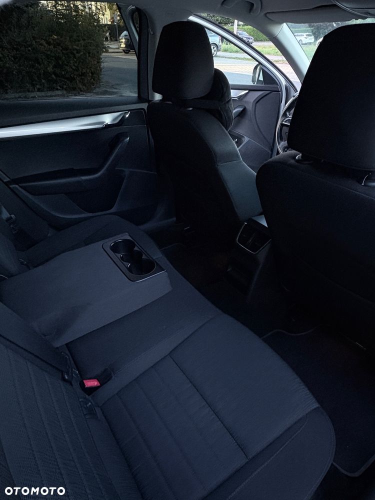 Skoda Octavia 2.0 TDI Ambition DSG - 11