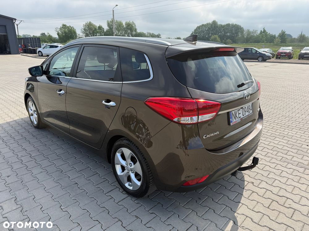 Kia Carens 1.6 GDI Dream-Team Edition - 6