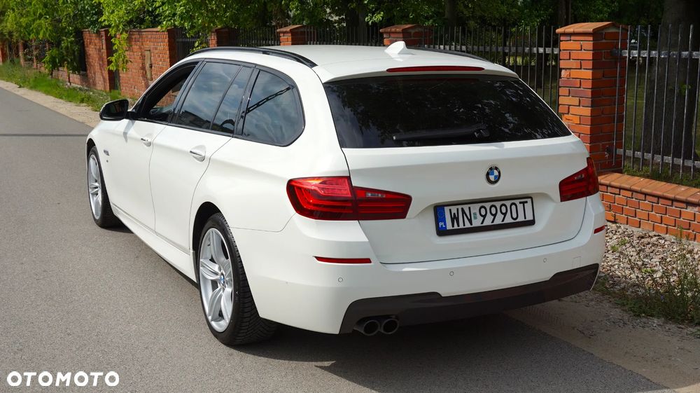 BMW Seria 5 525d xDrive Touring - 39