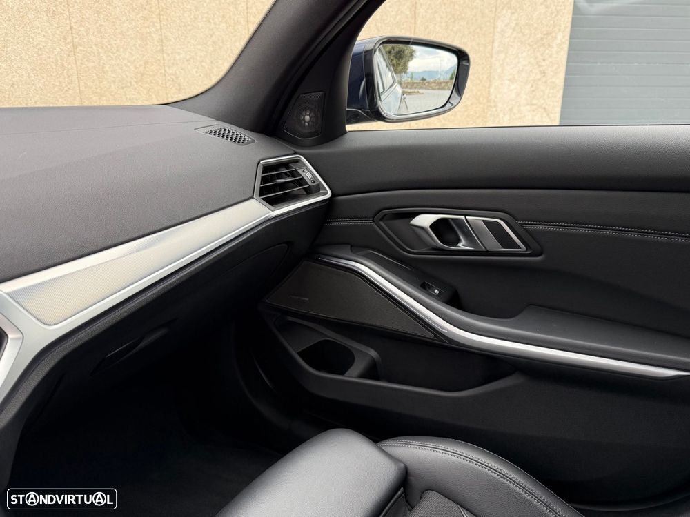 BMW 330 e Corporate Edition Auto - 23