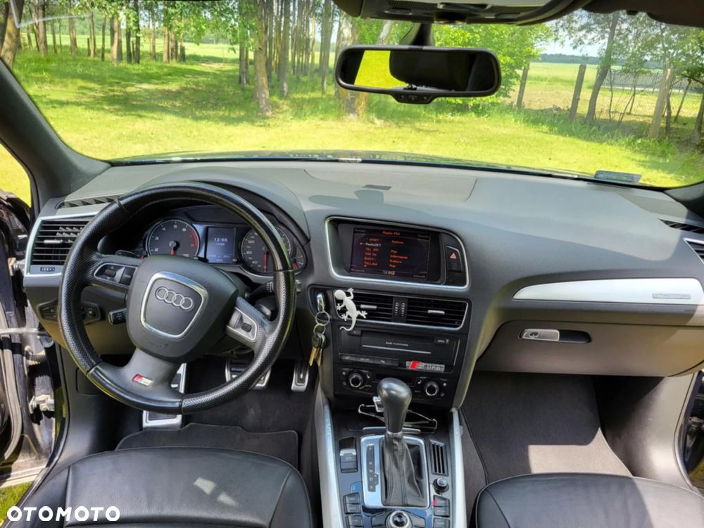 Audi Q5 3.2 FSI Quattro S tronic - 11