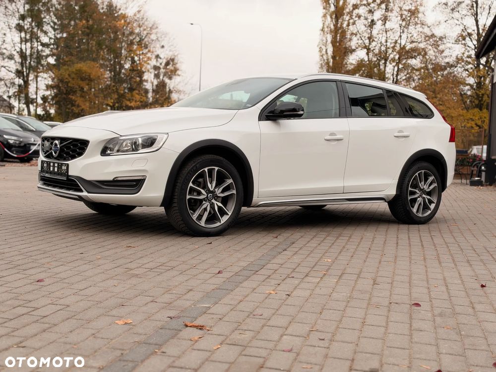 Volvo V60 Cross Country D3 Drive-E Summum - 19