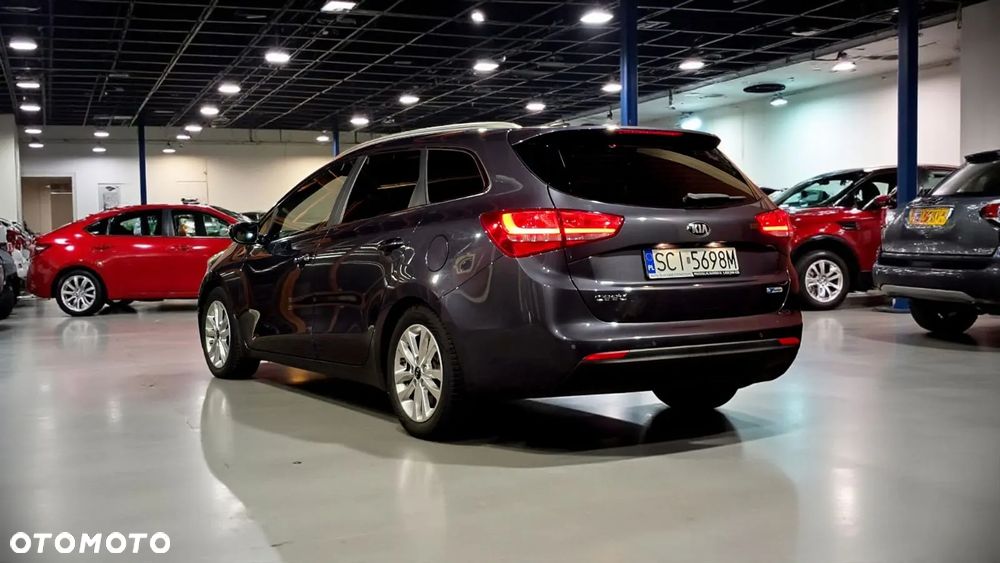 Kia Ceed 1.6 CRDi SCR L Business Line Plus DCT - 25