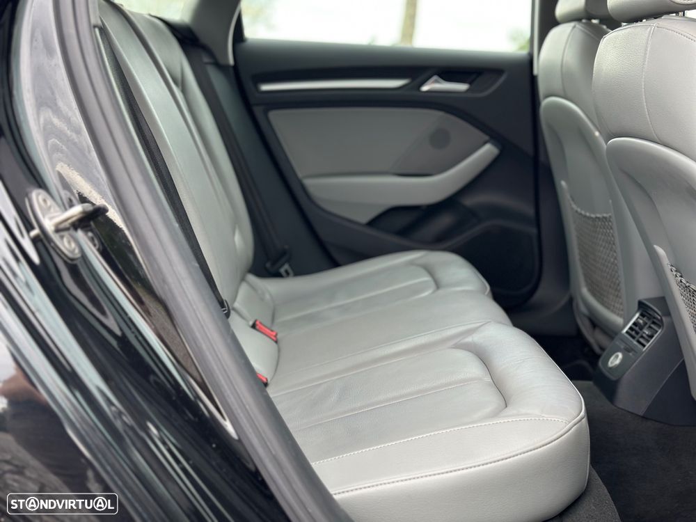 Audi A3 Sportback 1.6 TDI S tronic design - 41