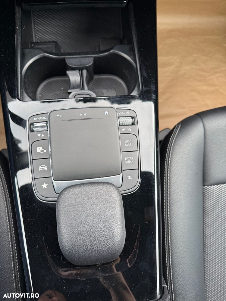 Mercedes-Benz CLA 200 - 14