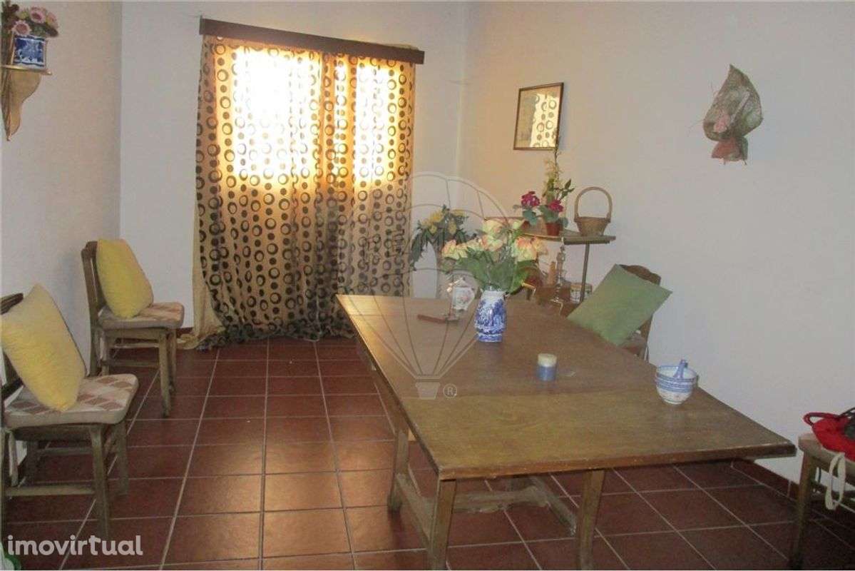 Moradia T2 para venda - Grande imagem: 2/14