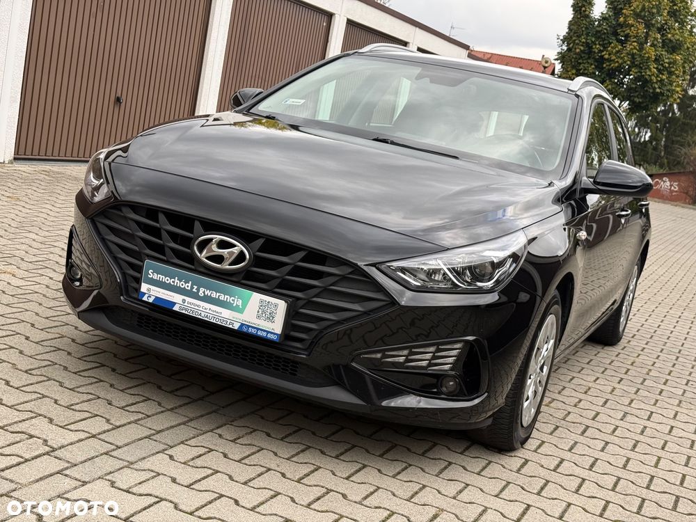 Hyundai i30 1.5 DPI Classic + - 28