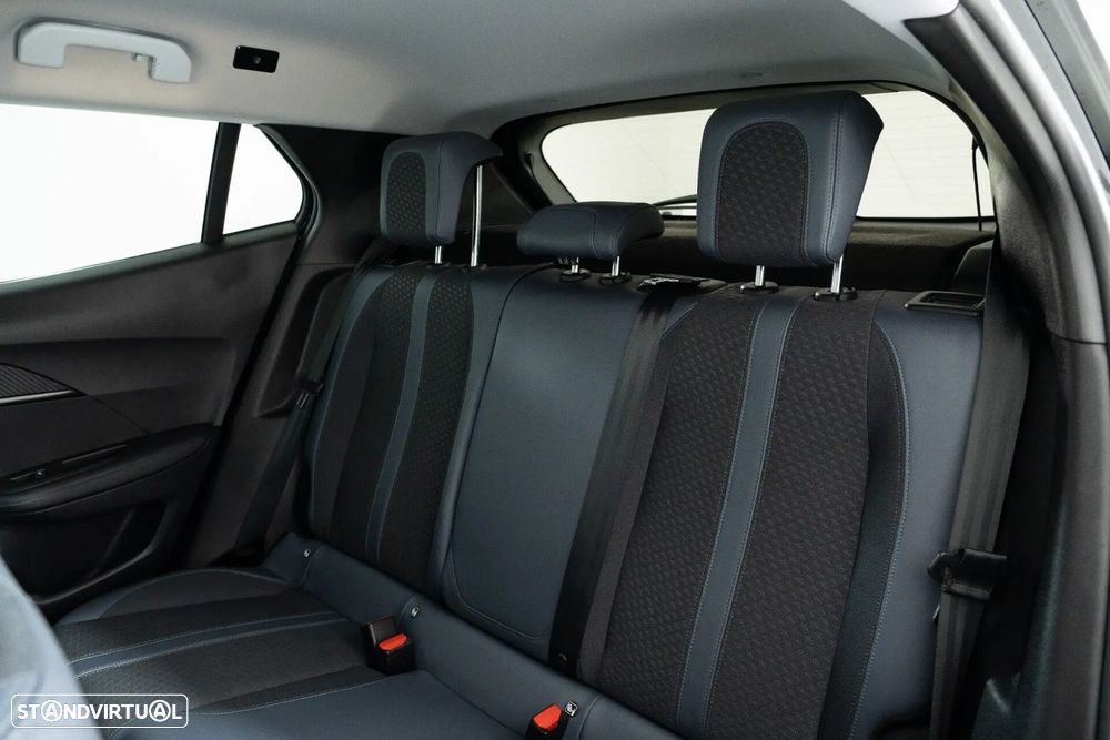 Peugeot 2008 1.5 BlueHDi Allure - 30